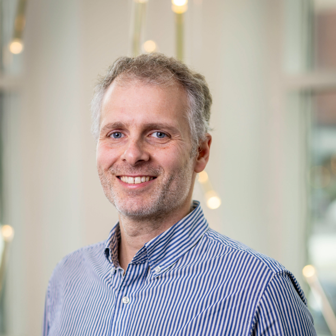 Aerlytix CV Headshot 2025 Web Page About Us